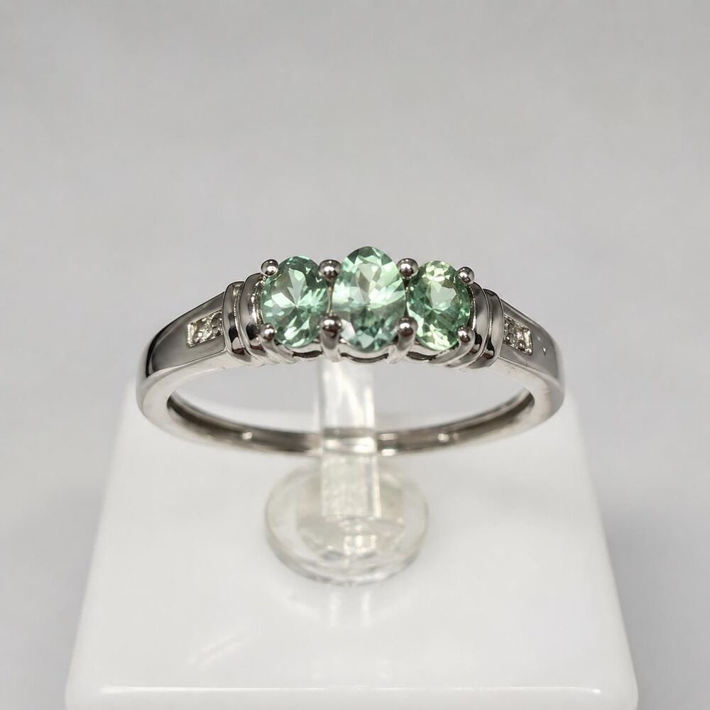 Natural Alexandrite Color Change Sterling Silver Ring 925